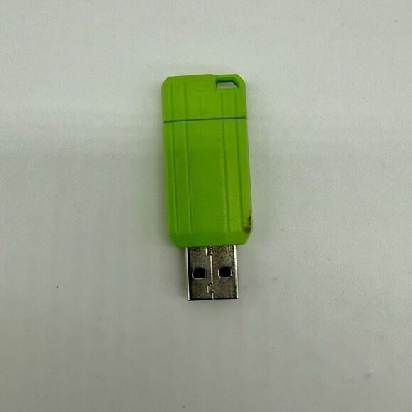 Verbatim 8GB USB 2.0 Green Tested - Picture 2 of 3